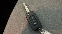 Renault Clio 1.6 E-Tech 145ch full hybrid Evolution - 24 — photo 16