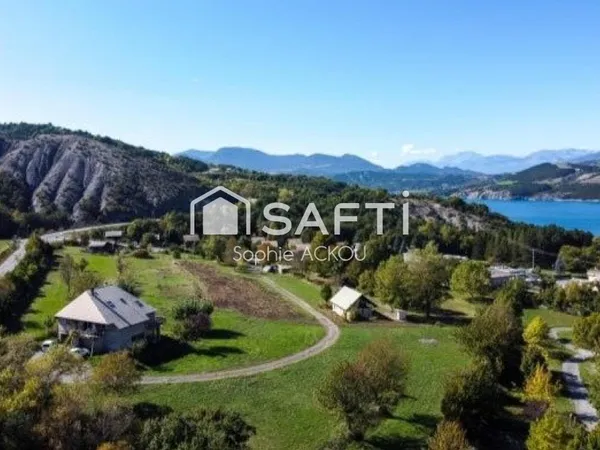 15 TERRAINS A BATIR DANS UN ENVIRONNEMENT MAGNIFIQUE