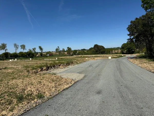 Terrain 393 m²