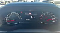 Peugeot 2008 1.2 PureTech 100ch S&S Active — photo 17