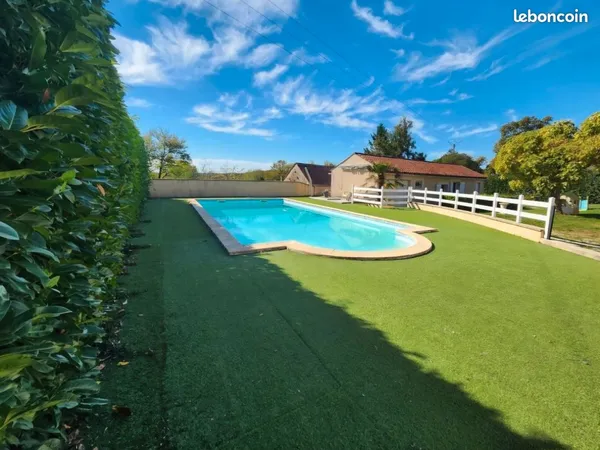 À vendre - Maison 115 m² avec piscine,