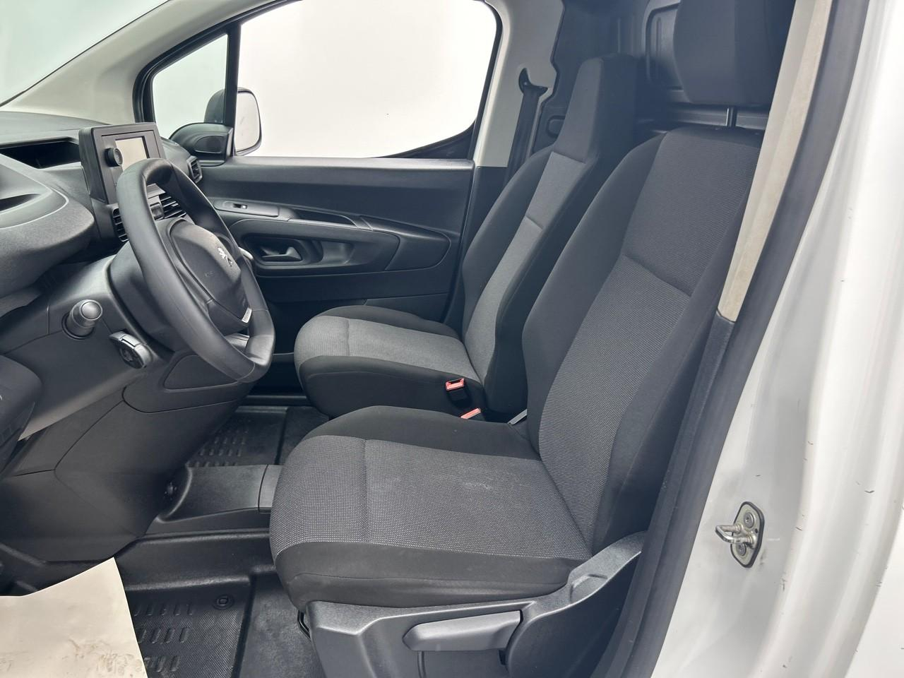Peugeot Partner fourgon standard 650 kg bluehdi 75 bvm5 premium — photo 10