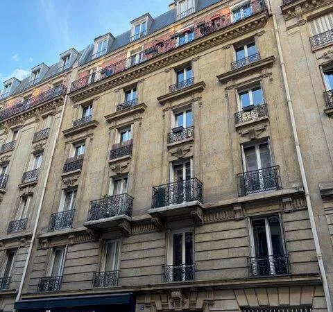 Studio 1 pièce 17 m²
