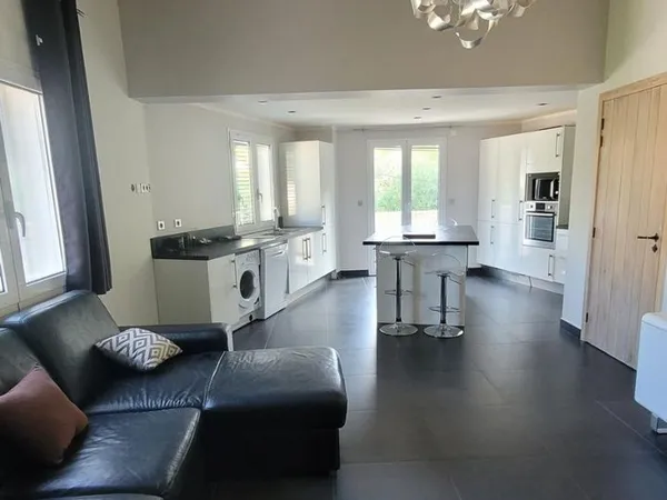 Loue à l'année appartement t3 à Patrimonio