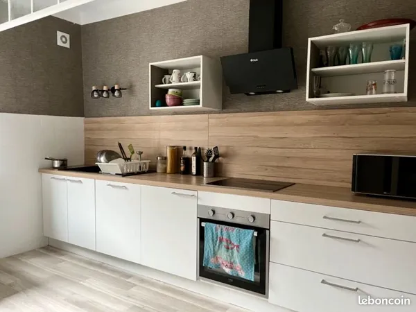 À LOUER - F3 70 m² - CENTRE-VILLE