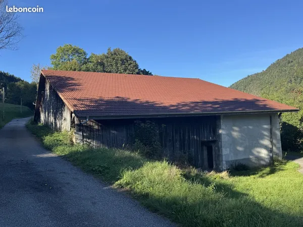 Ferme 8 pièces 320 m²