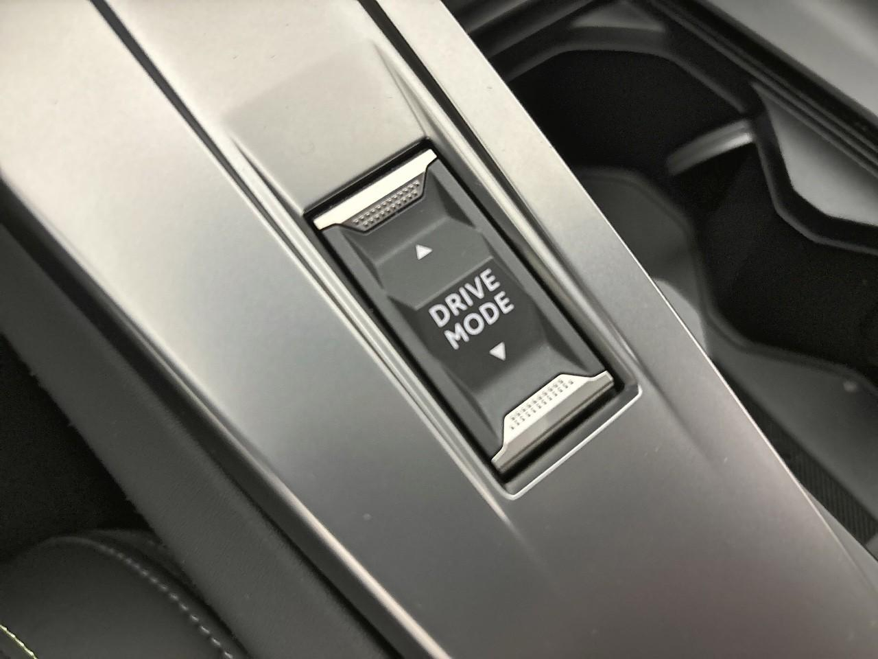 Peugeot 308 bluehdi 130ch s&s eat8 gt — photo 31