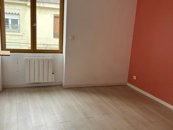 T2 47 m² - Centre-ville Saint-Chamond - Rue de la République