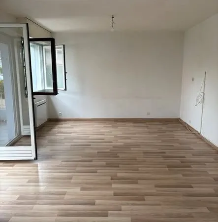 Appartement RDC F3 BAUME-LES-DAMES avec Garage