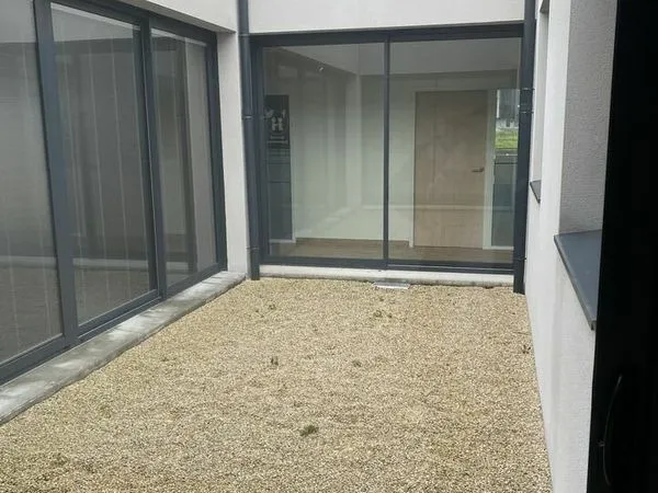 Bureaux 442 m² SAINT-SATURNIN