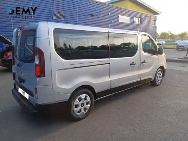 Renault Trafic blue dci 150 — photo 50