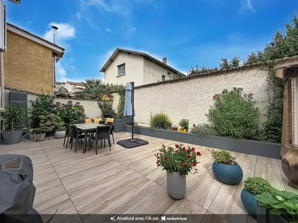 Maison 5 pièces 180 m²
