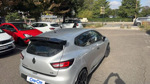 Renault Clio RS Cup 1.6 Turbo 200 EDC6 - N/A – 2018 – 114491 km – Essence – Boîte Automatique — photo 3