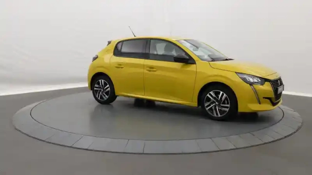 Peugeot 208 puretech 100 s&amp;s bvm6 allure — photo 18