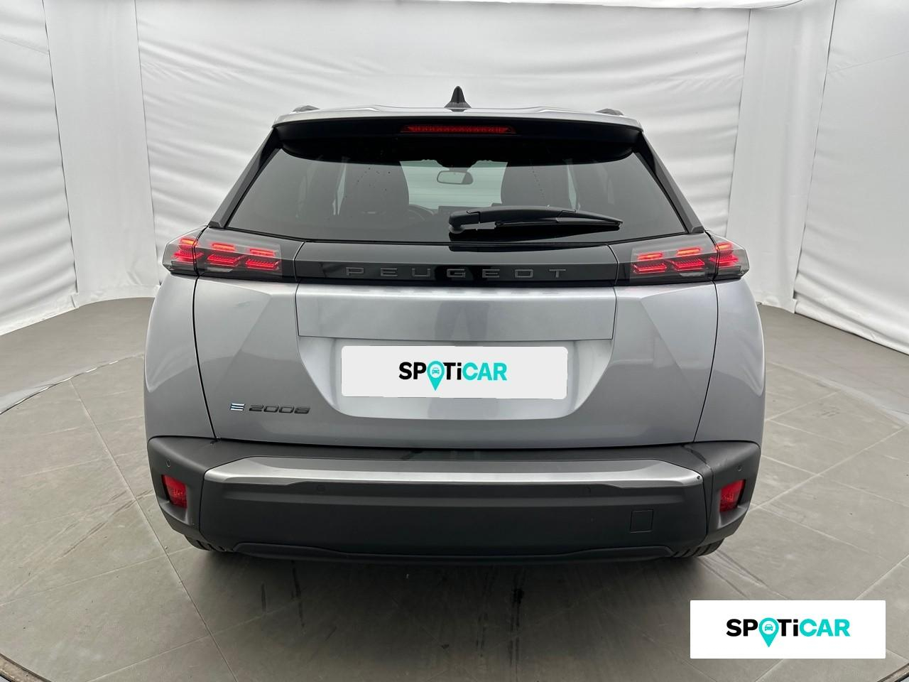 Peugeot 2008 e-2008 156ch 54 kwh allure — photo 5