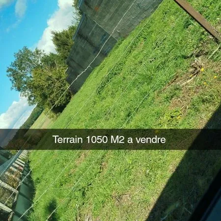 Terrain Vente Étaves-et-Bocquiaux  1050m² 6000€