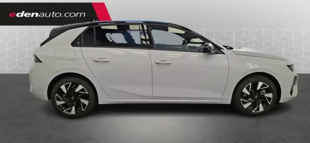 Opel Astra 1.2 turbo hybride 145 ch automatique — photo 6