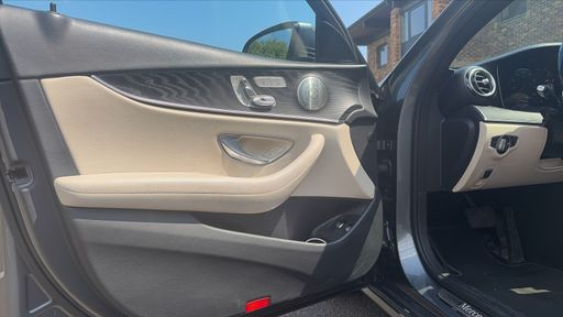 Mercedes Classe E 300 e 320 EQ Power 9G-TRONIC - Avantgarde Line – 2021 – 143672 km – Hybride rechargeable – Boîte Automatique — photo 47