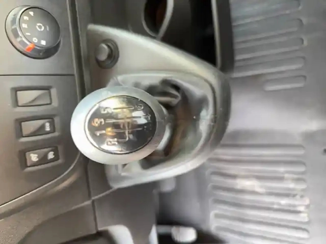 Renault Master cc l2 3.5t 2.3 dci 130 e6 benne — photo 24