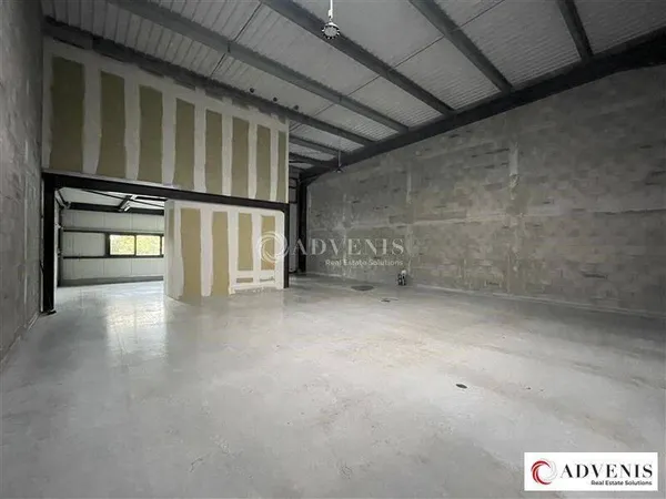 Local d'activité 437 m²
