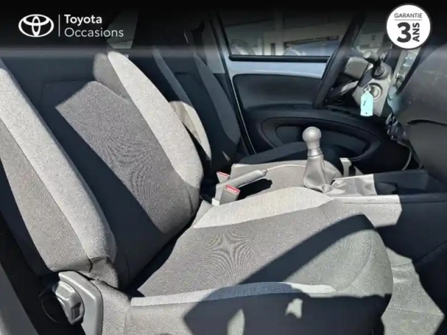 Toyota Aygo X 1.0 vvt-i 72ch active business my23 — photo 12