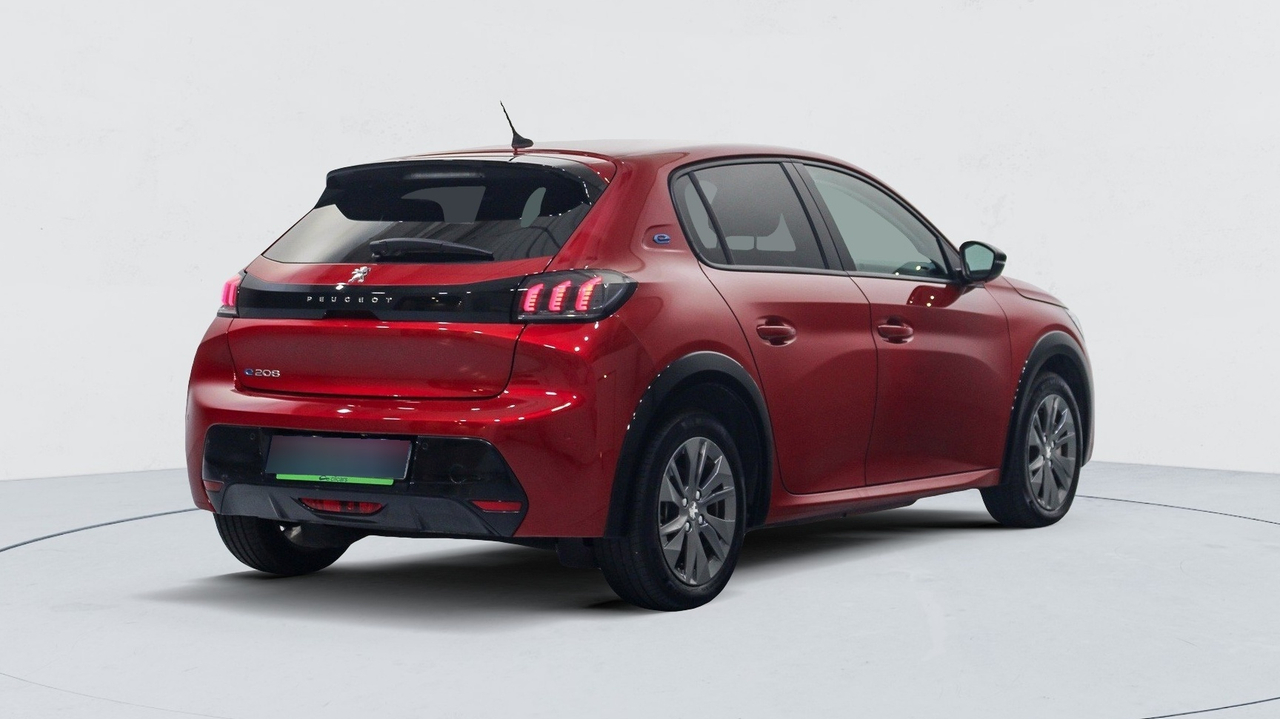 Peugeot 208 — photo 5