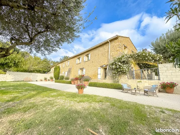 Mas - 5 chambres - terrain de 1 700 m²