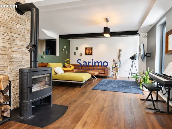 Propriété 5 pièces 220 m²