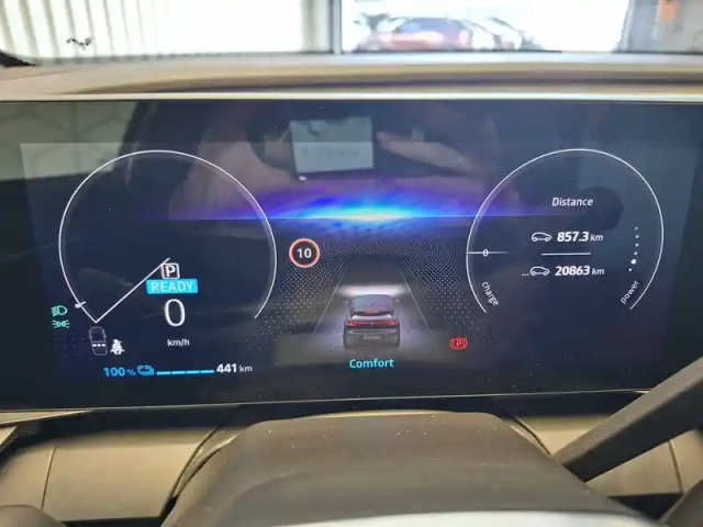Renault Megane e-tech ev60 220 ch optimum charge — photo 32