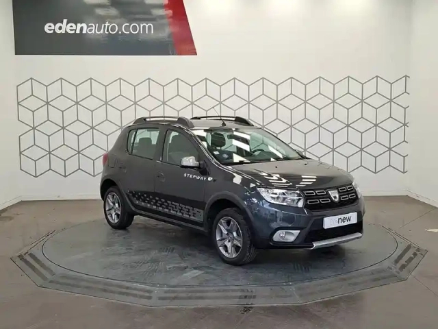 Dacia Sandero sce 75 — photo 7