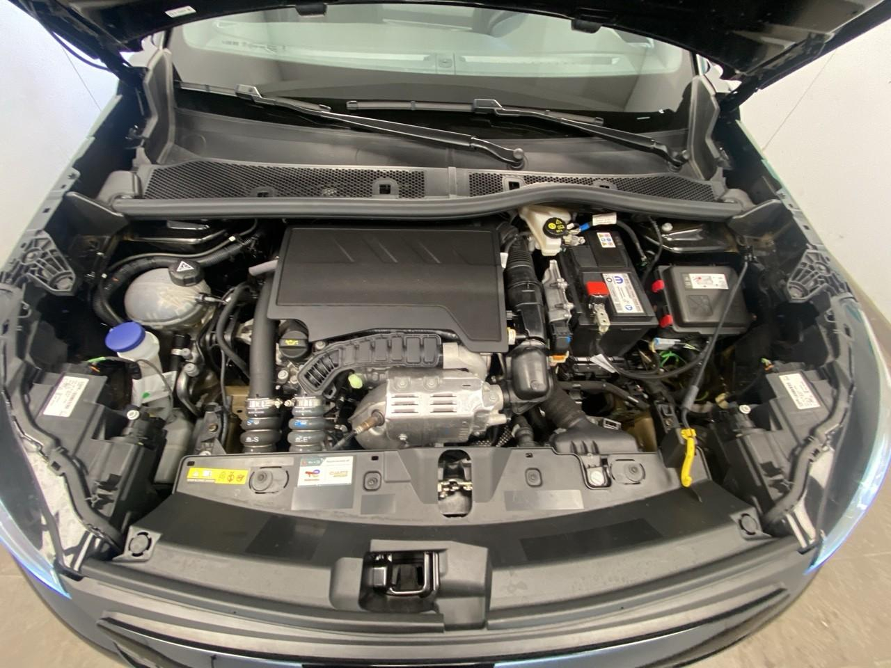 Peugeot 2008 100 s&s bvm6 style — photo 14