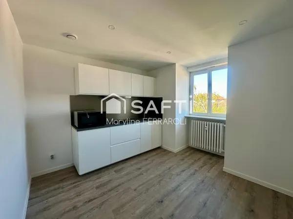 Appartement rénové, vue sur l'ill, ascenseur