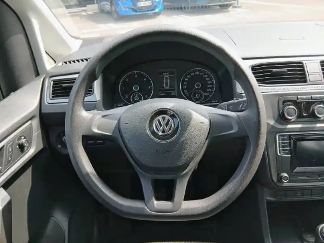 Volkswagen Caddy maxi 2.0 tdi 102 tpmr — photo 9