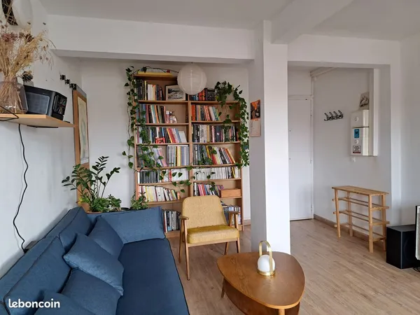Appartement deux pièces meublé à Saint-Ouen