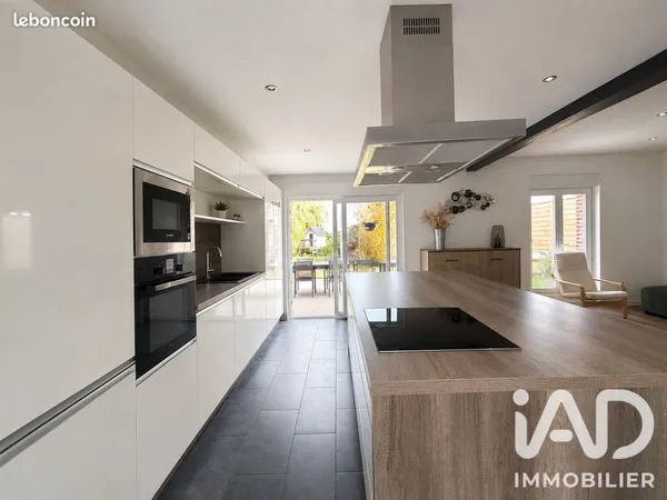 Maison 6 pièces 160 m²