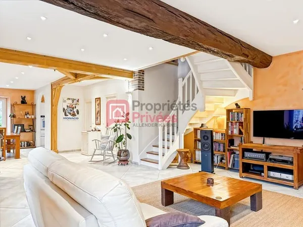 Maison Sergines 6 pièce(s) 181 m2