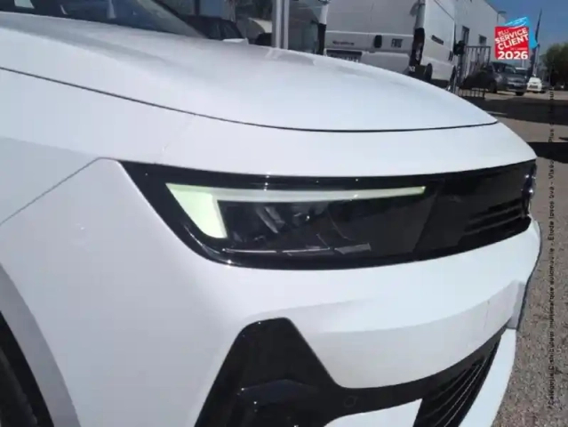 Opel Astra electric 156ch — photo 27