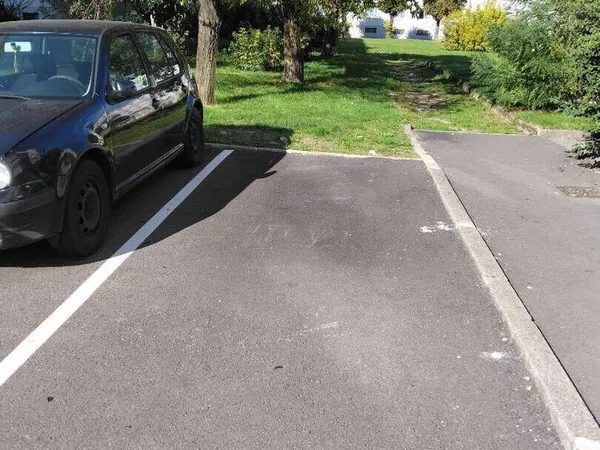 Garage et parking Vente Saint-Martin-d'Hères 7000€