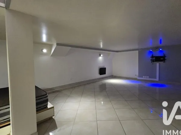Immeuble de rapport 235 m²