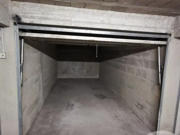 Parking 11 m²