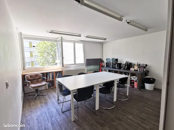 Bureau à louer