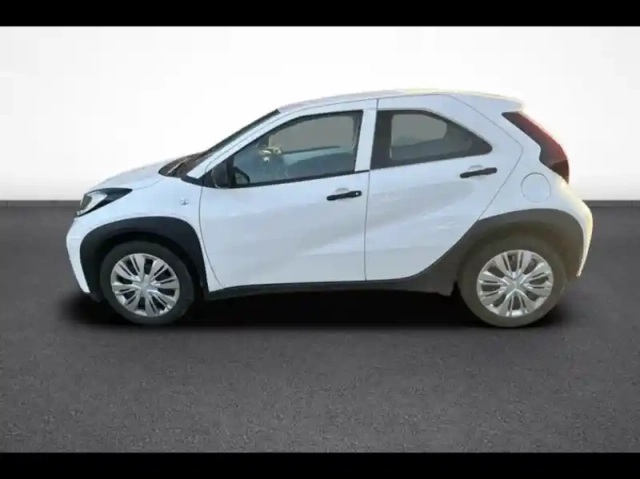 Toyota Aygo X 72ch active my23 — photo 3