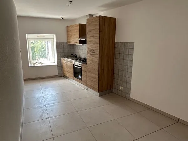 Loue appartement T3 à Froideconche