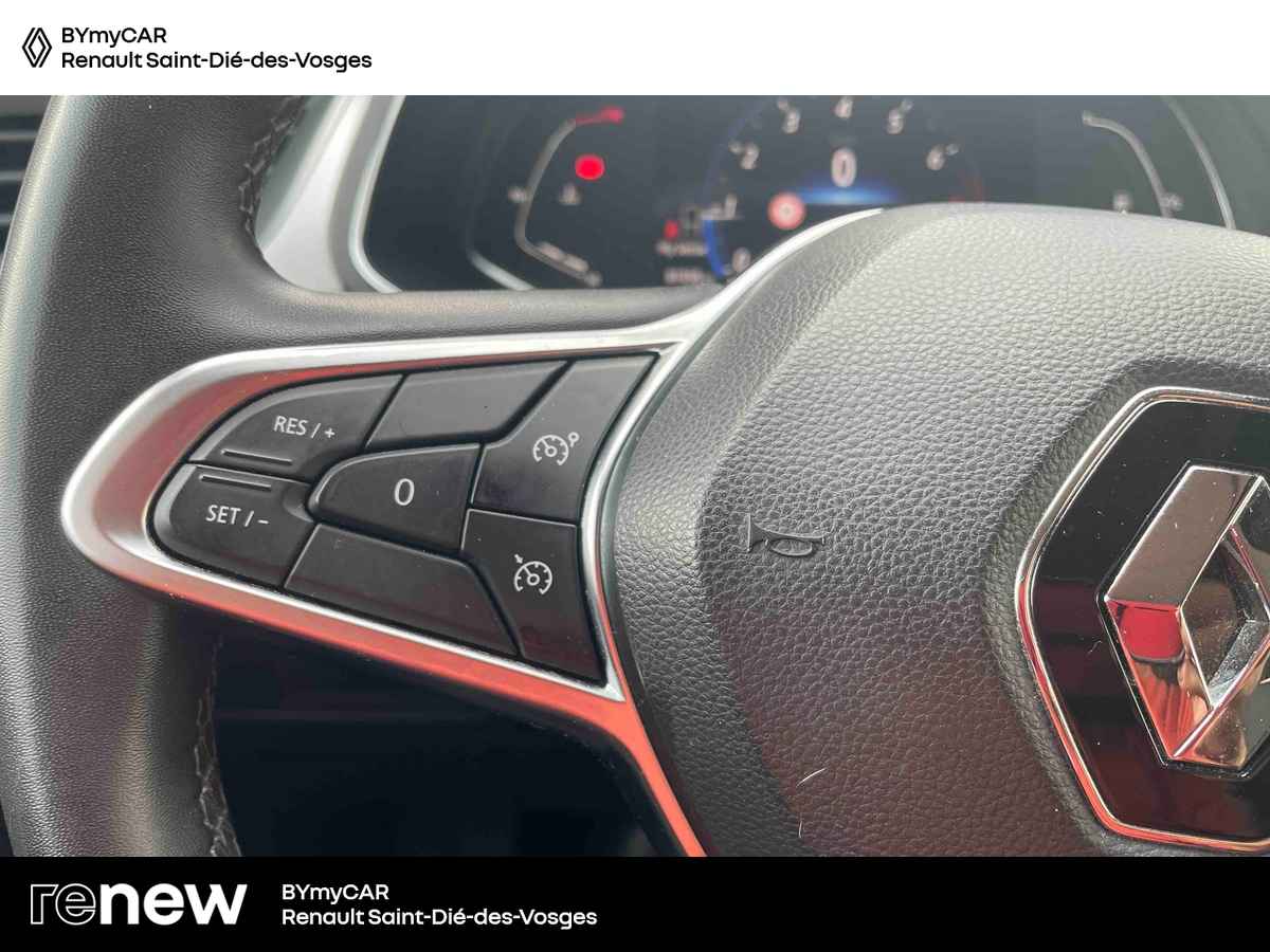 Renault Captur TCe 90 - 21 — photo 19