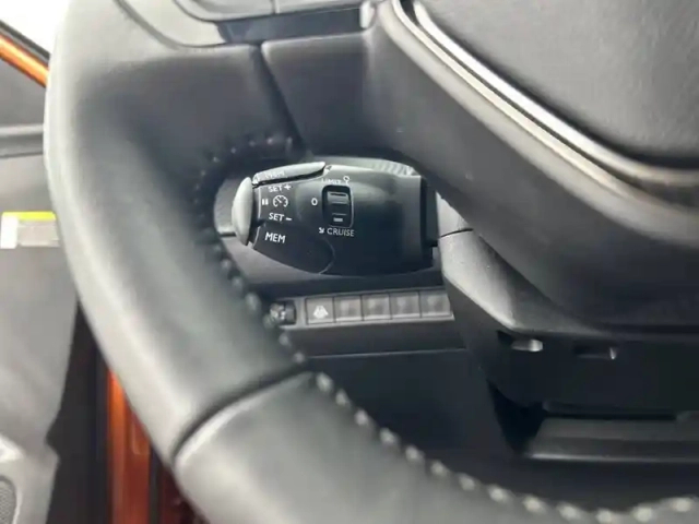 Peugeot 2008 puretech 130 s&amp;s eat8 — photo 19