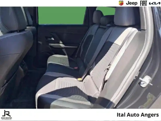 Jeep Compass electrique 213ch 74kwh first edition — photo 11