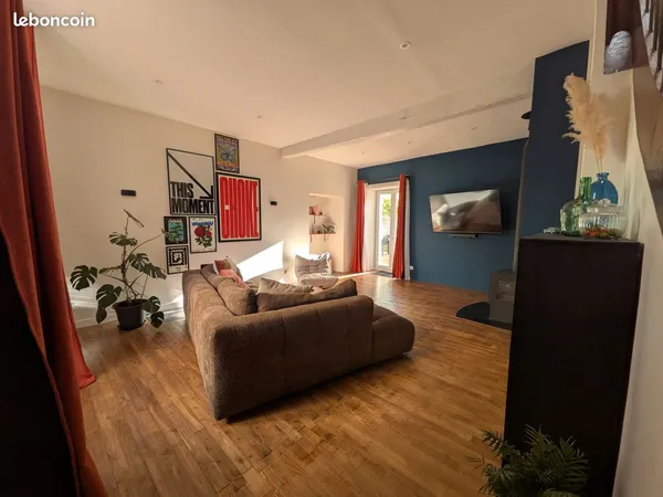 Maison de caractère rénovée, 4 chambres, jardin 142 m² — Sans frais d'agence