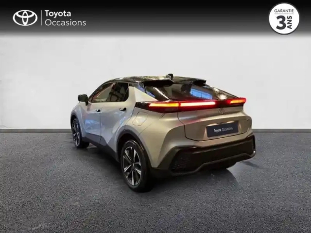 Toyota C-Hr 2.0 hybride rechargeable 225ch graphic my26 — photo 2