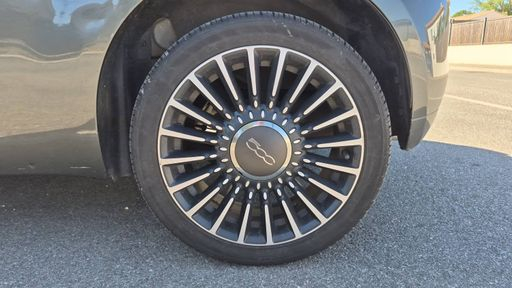 Fiat 500 1.2 69 - Lounge – 2018 – 109208 km – Essence – Boîte Manuelle — photo 5