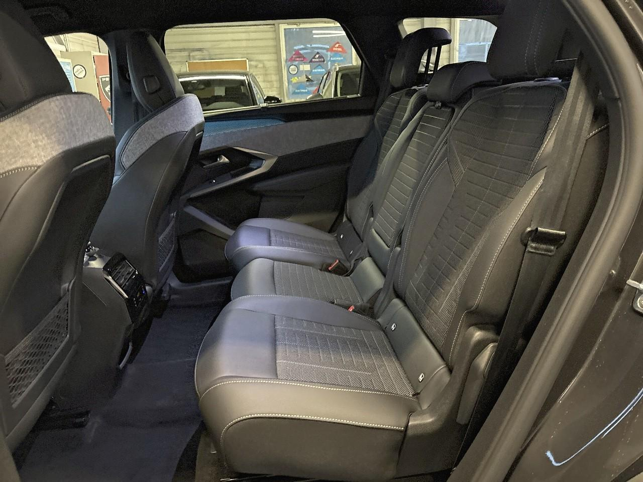 Peugeot 5008 hybrid 145 e-dcs6 gt — photo 12